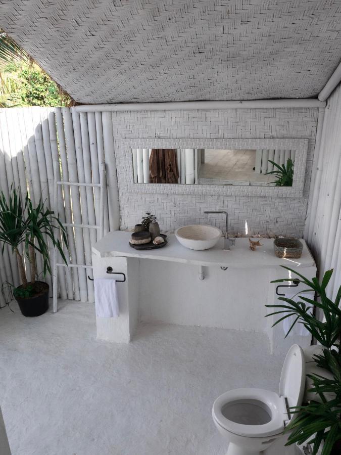 Tropical Glamping Nusa Penida - Private Romantic Seaside Bungalow Diamond Beach Polilit المظهر الخارجي الصورة